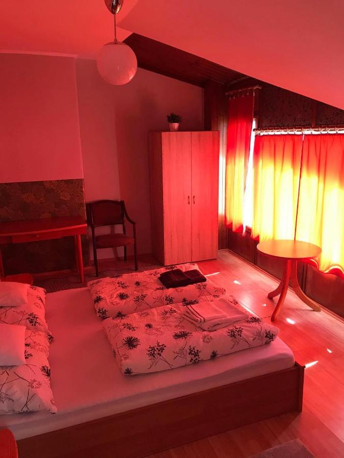 מאקו Hunyadi Panzio-Apartman מראה חיצוני תמונה